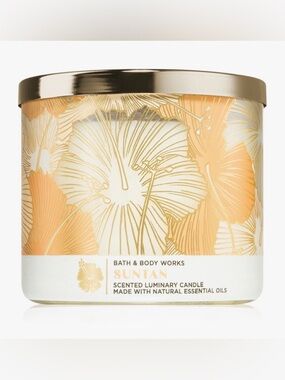 New Bath and Body Works Suntan Candle